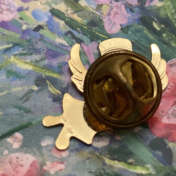 5/$10❤️❤️❤️Vintage 90s Angel Tie Tack - Picture 2 of 2